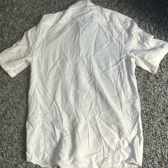 REDUCED!!Men’s short sleeve button shirt - Picture 4 of 4